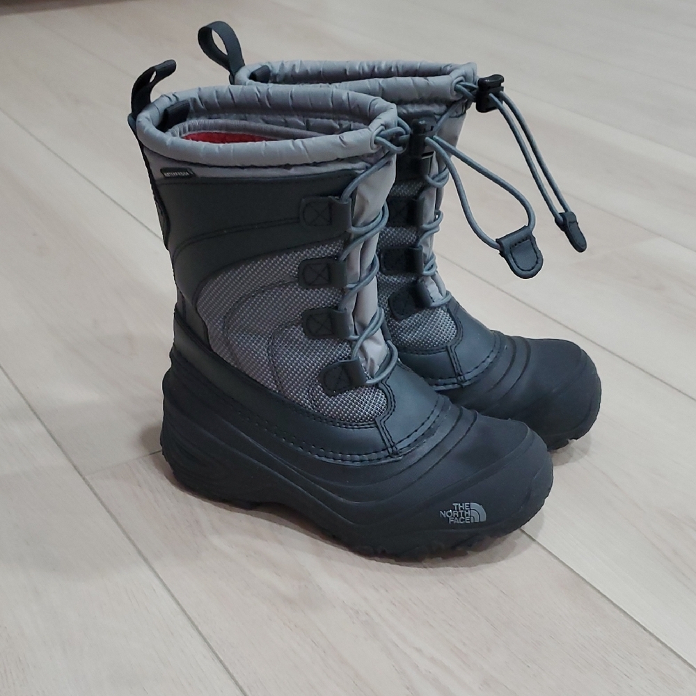 The North Face Charcoal Snow Boots